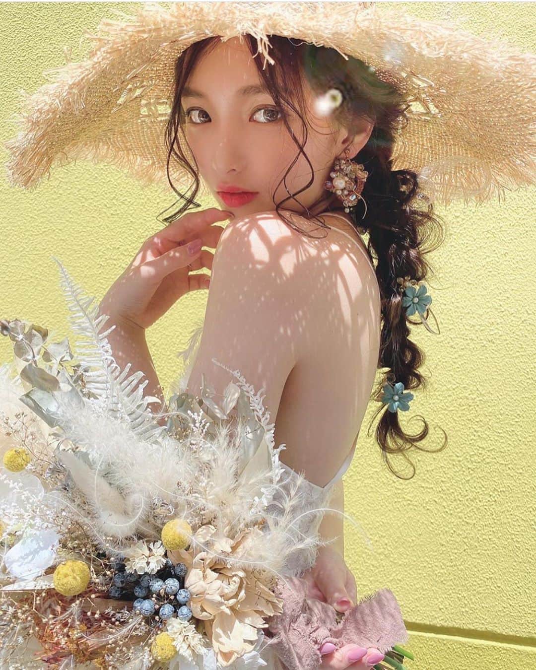 美女JAPANのインスタグラム：「どうも美女JAPANです！✨ ＊ ＊ 今回ご紹介するのはこの方‼️ ＊ ＊ maiさん！@cocohayas ＊ ＊ とてもかわいい顔してる！！🙈💕 モデルさん辞めるのもったいない！💕 ＊ ＊ maiさんのアカウントには他にも素敵な投稿がたくさんあります！✨ ＊ 皆さんも是非チェックしてみてね🧸 ＊ ＊ 明日の投稿もお楽しみに！！ ＊ ＊  #色気 #可愛い #綺麗 #かわいい #写真集 #モデル #美肌 #笑顔 #スタイル抜群 #可愛い #可愛すぎ #会いたい #天使 #美女 #美人 #美しい #清楚 #スタイル #色白 #スタイル抜群 #美脚 #素敵 #カワイイ #応援」