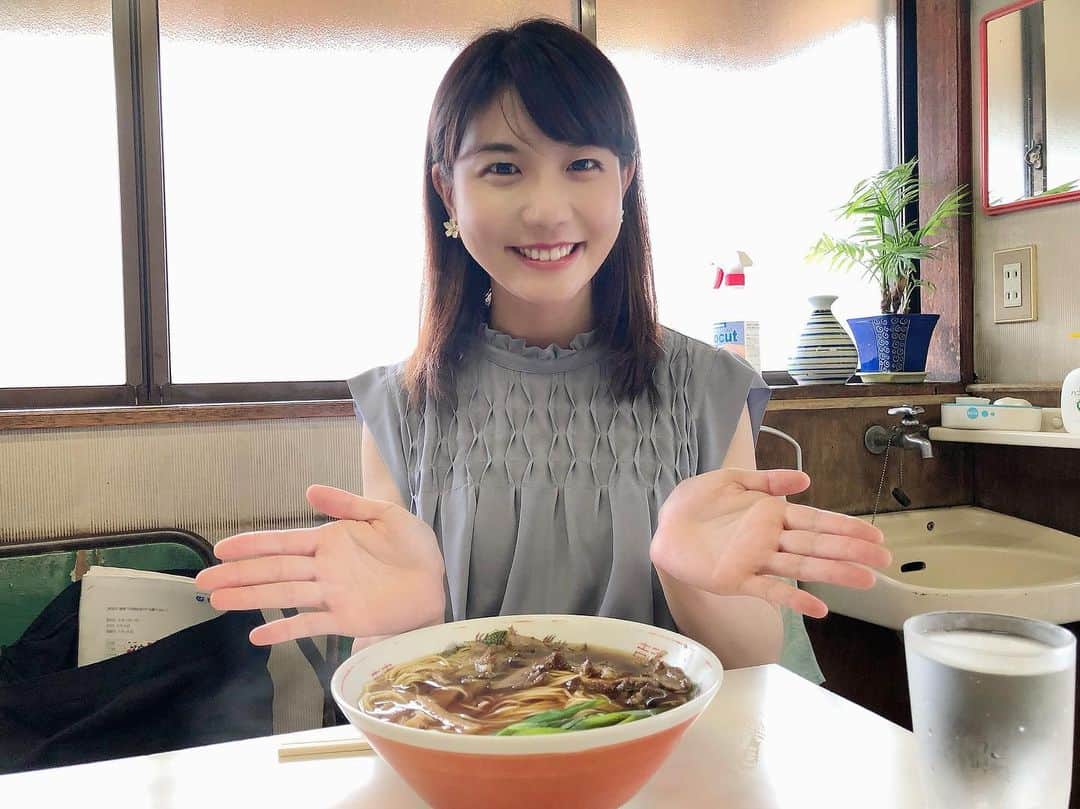 のインスタグラム：「先日、ロケで笠岡に行ったので#笠岡ラーメンいただきました！ 中華そば坂本さんです！ 温かいスープが体に染み渡りましたよ🍜☺️ . ぜひ、行ってみてください！  #笠岡ラーメン#わたしのピリリ#プライド#せとうち経済のチカラ#坂本#岡山」