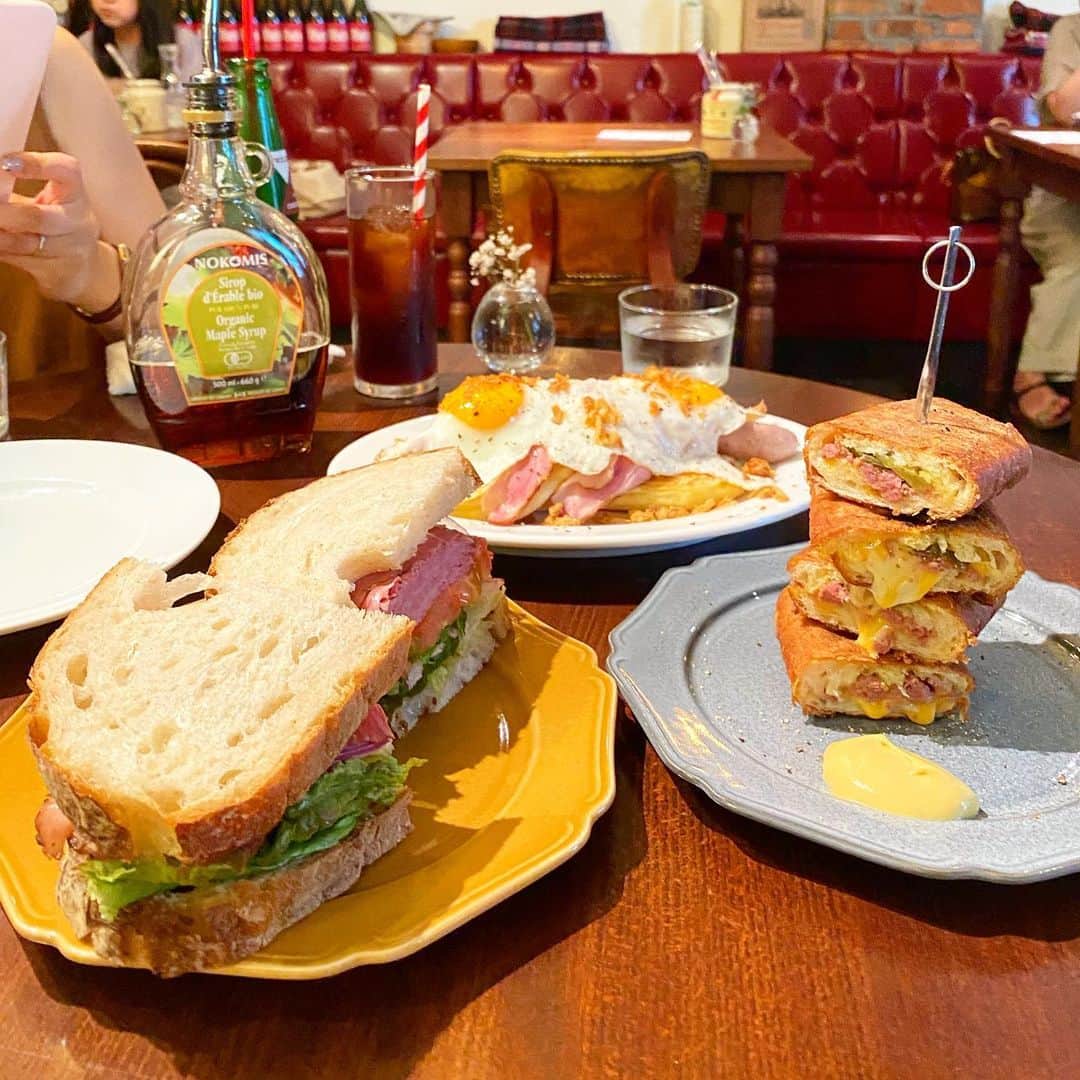 西村彩香さんのインスタグラム写真 - (西村彩香Instagram)「. . @leboozy 🍽 . . このパンケーキが好きすぎて 毎回パンケーキ頼んでしまう😋🥞💕 . . 夜も好きだけど 私はboozyのランチが大好き😋 . . boozy名物大人プリンもはずせない🍮❤️ . . #leboozy  #ルブージー #神戸ランチ  #kobelunch」7月12日 9時48分 - leimoni_n