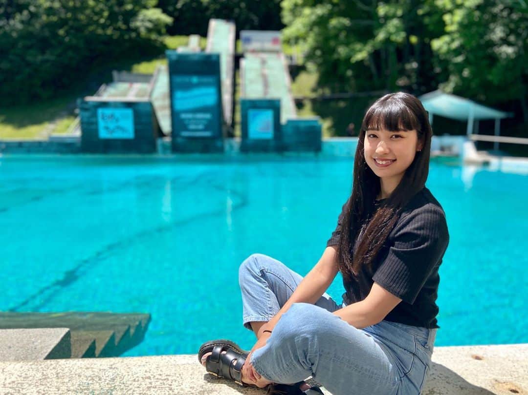 岩本憧子のインスタグラム：「. 2年ぶりにさのさかWJで飛んできました！ . 久しぶりに飛ぶと楽しい〜！ . めっちゃ抜けてるけど顔は全力の笑顔🤣 . 現役の時、 よく1日中飛べてたな！と思うぐらいすぐ疲れました🤭笑 . #さのさかウォータージャンプ #さのさかWJ #白馬　#hakuba #ウォータージャンプ」