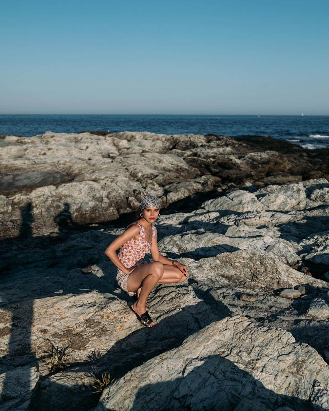 ナタリー・スアレスさんのインスタグラム写真 - (ナタリー・スアレスInstagram)「Listening to the sea. 🌊」7月12日 10時38分 - natalieoffduty