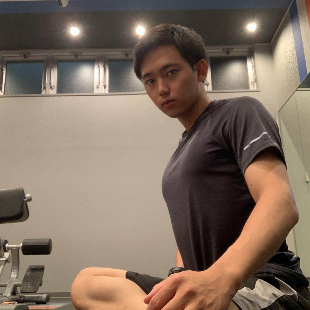 杉山宗賢さんのインスタグラム写真 - (杉山宗賢Instagram)「おっぱい ・ #筋トレ #training #トレーニング #workout #ジム #gym #ウエイト #weighttraining #ワークアウト #俳優 #actor」7月12日 10時45分 - soken.sugiyama