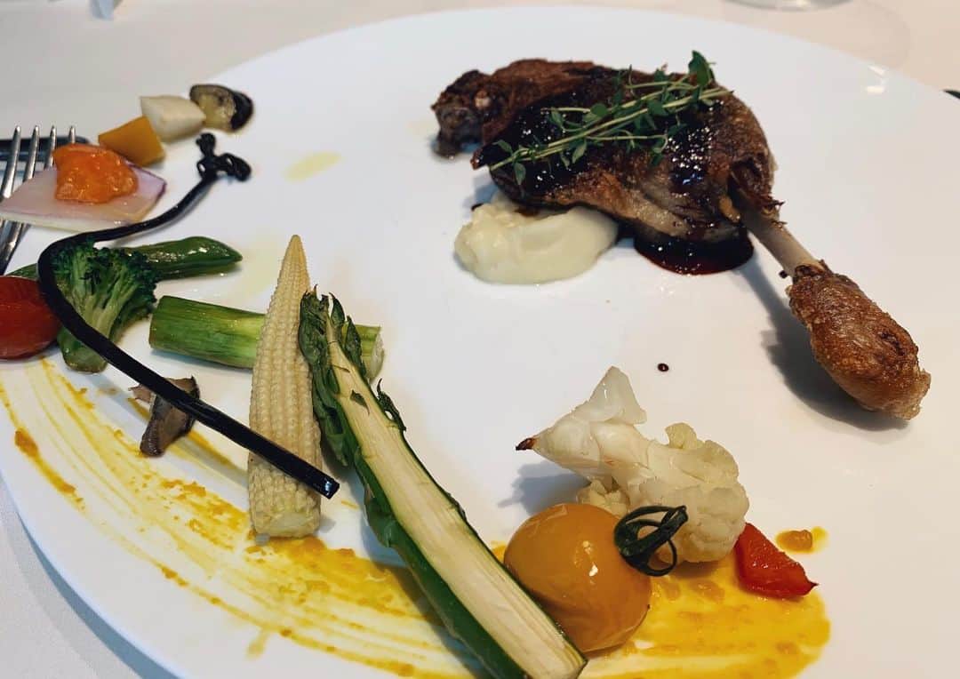 吉田奈央のグルメインスタ