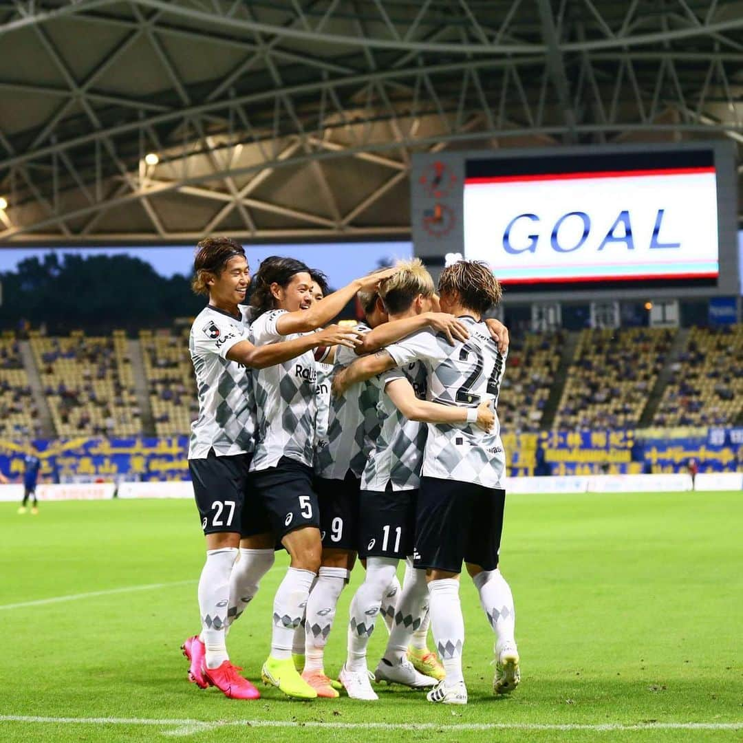 ヴィッセル神戸さんのインスタグラム写真 - (ヴィッセル神戸Instagram)「[MATCH PHOTOS]  OITA TRINITA vs. VISSEL KOBE .  #vissel #visselkobe #ヴィッセル #ヴィッセル神戸 #Kobe #神戸 #WeAreKobe #KobeForeverForward #一致団結 #JLeague #Jリーグ #DAZN」7月12日 11時27分 - visselkobe