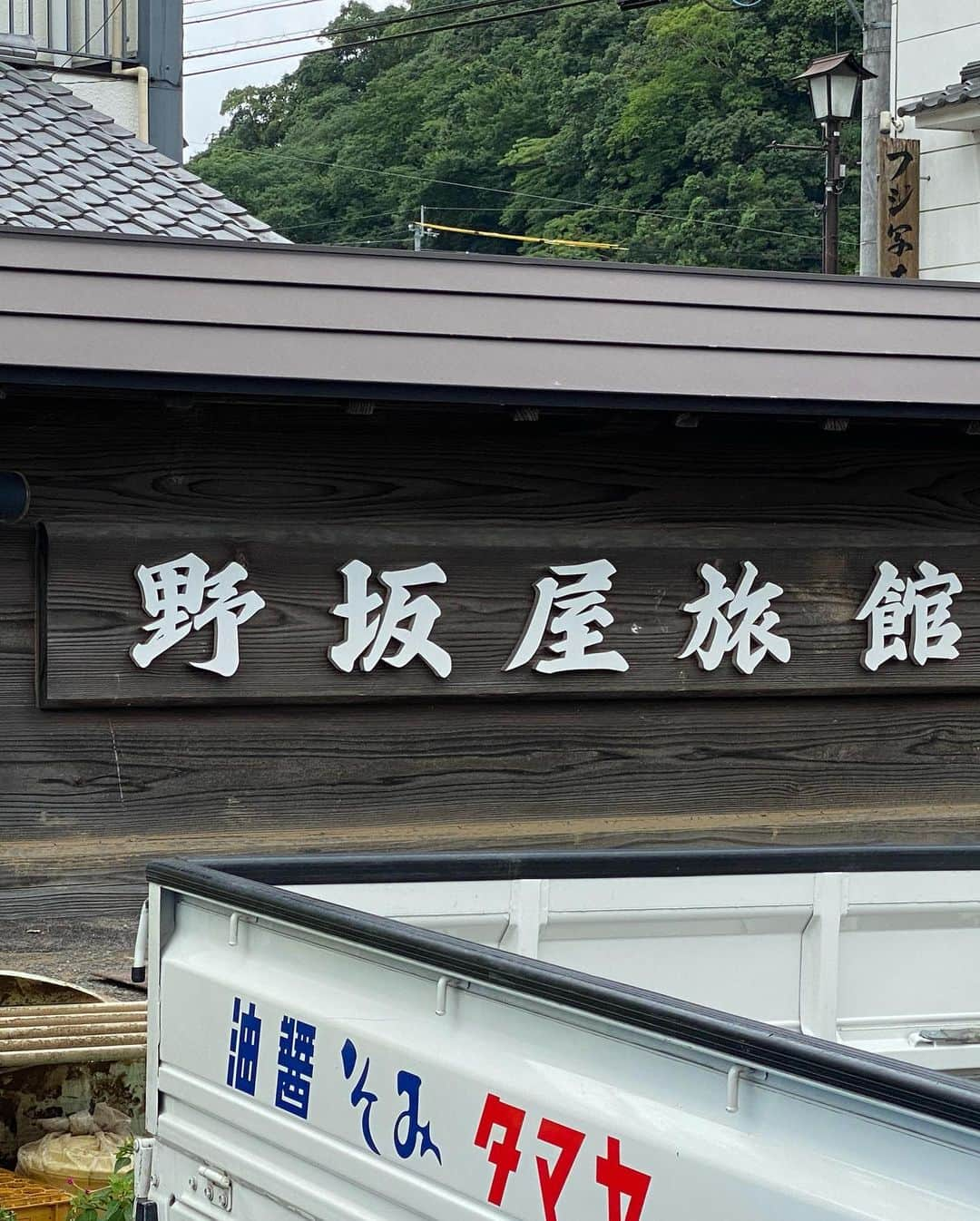 琴乃さんのインスタグラム写真 - (琴乃Instagram)「I went to volunteering...  #prayforjapan #prayforkumamoto #torrentialrainfall #野坂屋旅館 #熊本 #kumamoto」7月12日 12時01分 - realsujeong