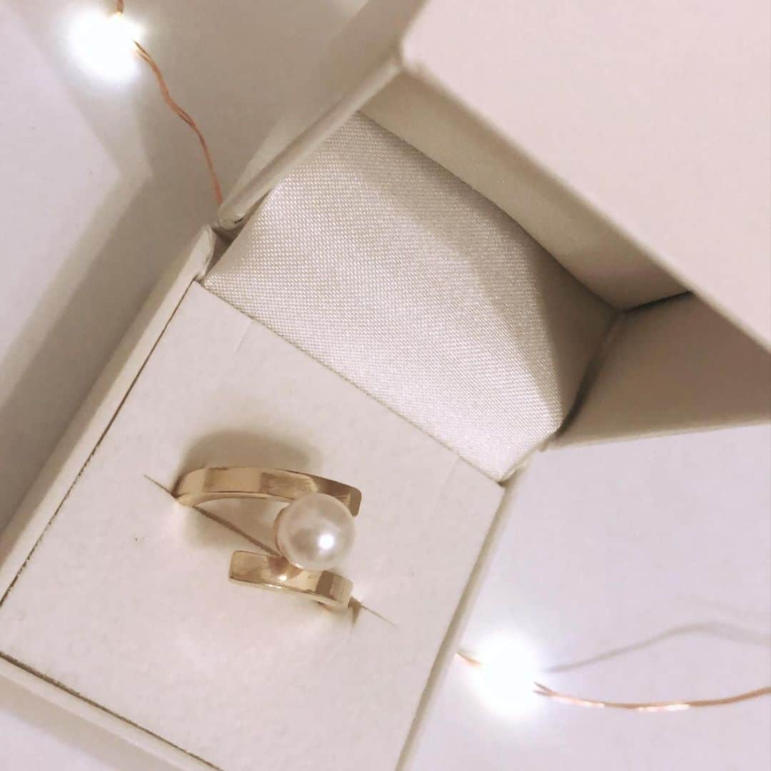 農海姫夏さんのインスタグラム写真 - (農海姫夏Instagram)「自分で作った真珠の指輪🌱 ジュエリー作り体験で☺︎ 初めてだったから先生が結構手伝ってくれたんだけど、これから少しずつ通って上手になれればいいなあ😳」7月12日 13時03分 - hina_noumi