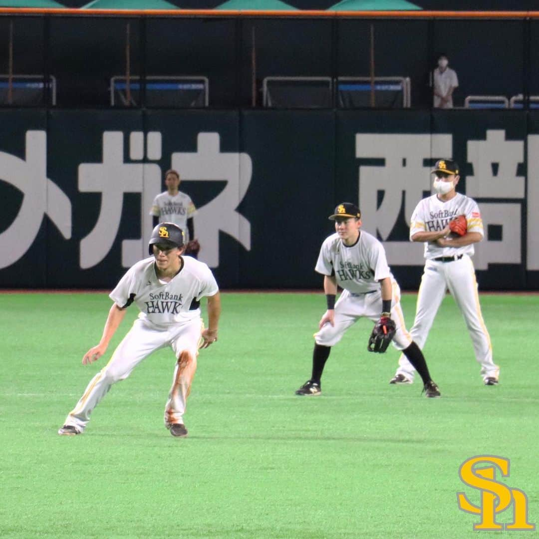 福岡ソフトバンクホークスさんのインスタグラム写真 - (福岡ソフトバンクホークスInstagram)「#practicephoto #2020年7月12日 #vs東北楽天ゴールデンイーグルス #福岡paypayドーム #softbankhawks #ホークス #s15」7月12日 13時03分 - softbankhawks_official