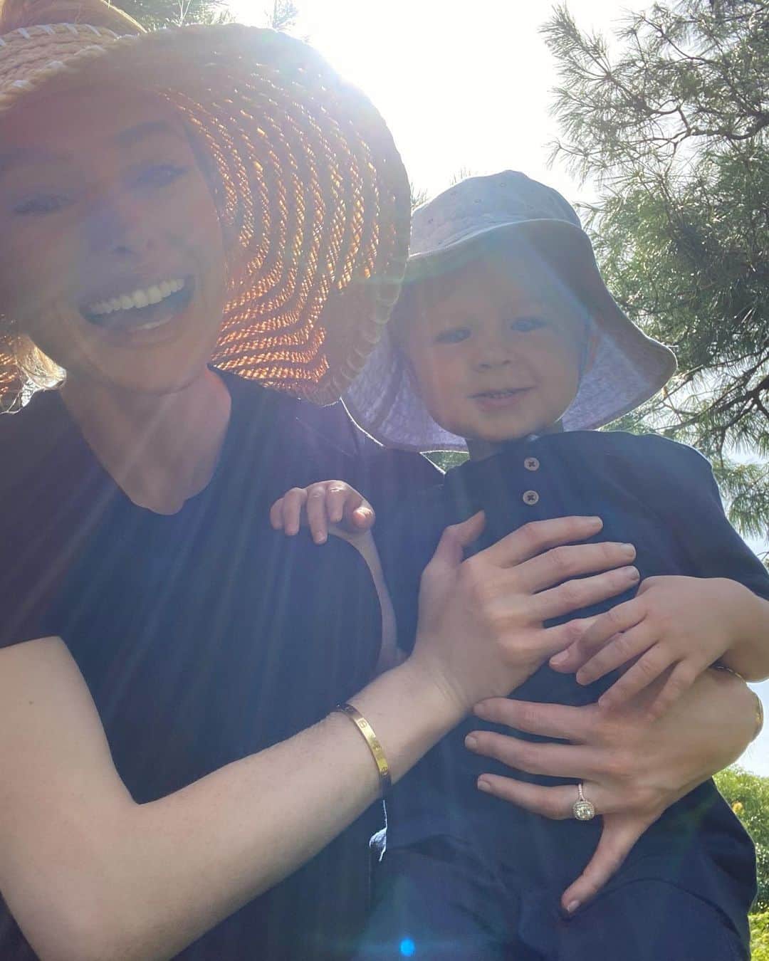 リアノン・ランゲラック（ミッチェル・ランゲラックの妻）のインスタグラム：「Summer adventures with my baby ❤️」