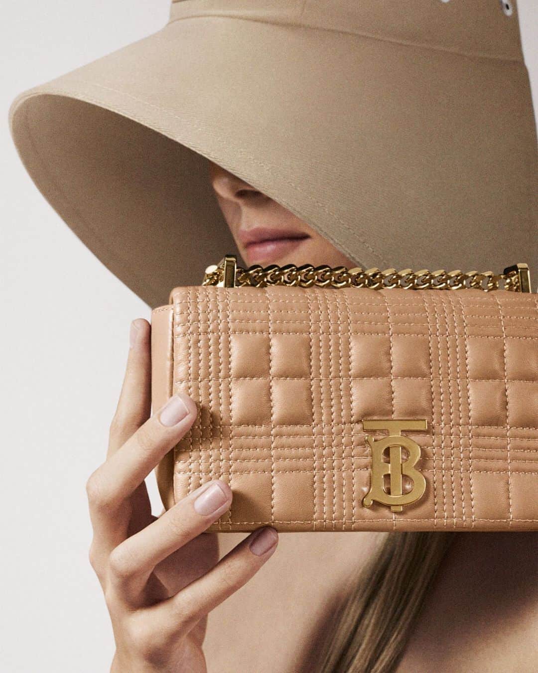 Burberryのインスタグラム