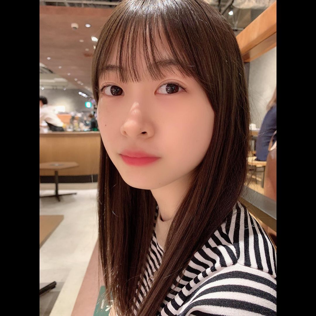 松岡はなのインスタグラム：「Photo by お母さん☺︎」