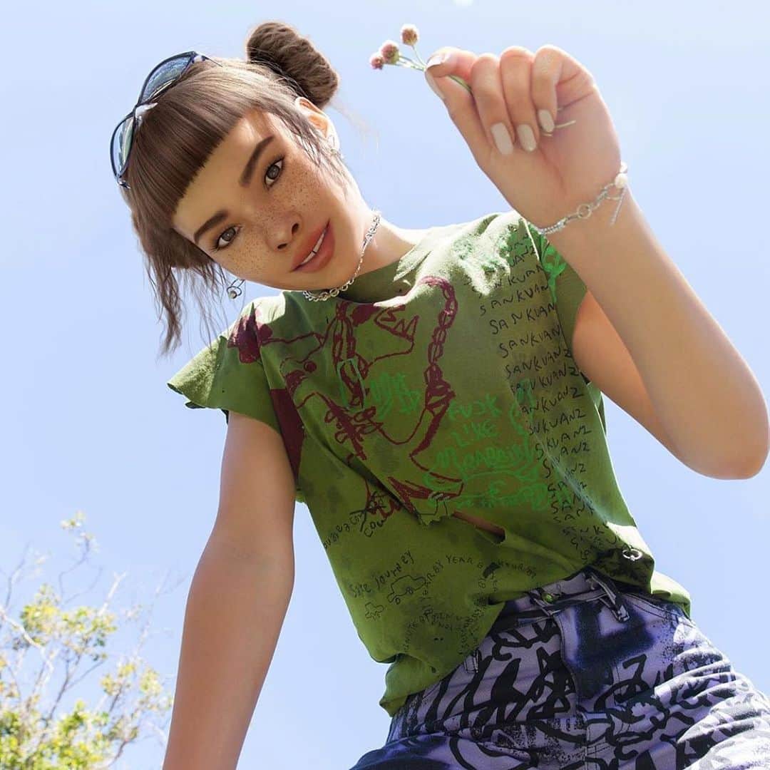 Justine Clenquetさんのインスタグラム写真 - (Justine ClenquetInstagram)「@lilmiquela wearing our Dana necklace, Jamie bracelet and the Lana hoops💚 #justineclenquetgirls」7月12日 20時08分 - justineclenquet