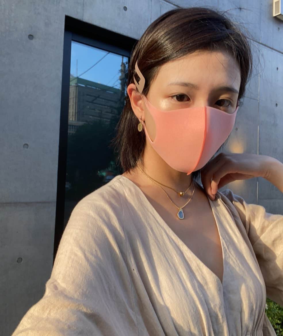 のインスタグラム：「髪がだいぶ伸びました👩🏻」