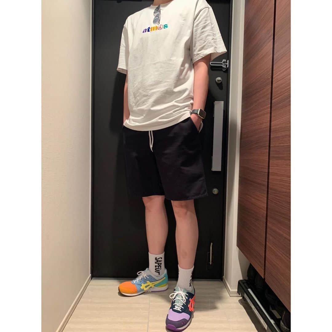 渡嘉敷来夢さんのインスタグラム写真 - (渡嘉敷来夢Instagram)「天気が良かったので…👟🔥 Tシャツと靴、合わせました✨」7月12日 22時01分 - tokashiki_10