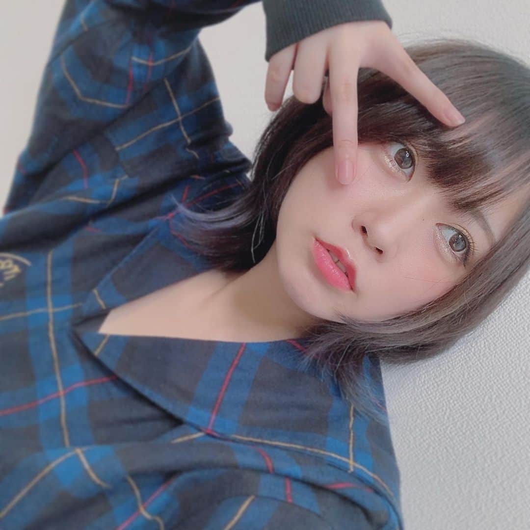 ねおきまこのインスタグラム：「実は引越しでバタバタしてました_:(´ཀ`」 ∠):まだお片付けに追われてるので 動画更新はもうちょい先かな....」