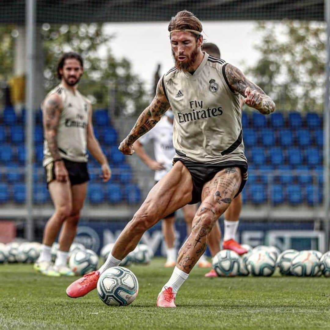 セルヒオ・ラモスさんのインスタグラム写真 - (セルヒオ・ラモスInstagram)「Madridistas, we are READY! #HalaMadrid」7月12日 22時07分 - sergioramos