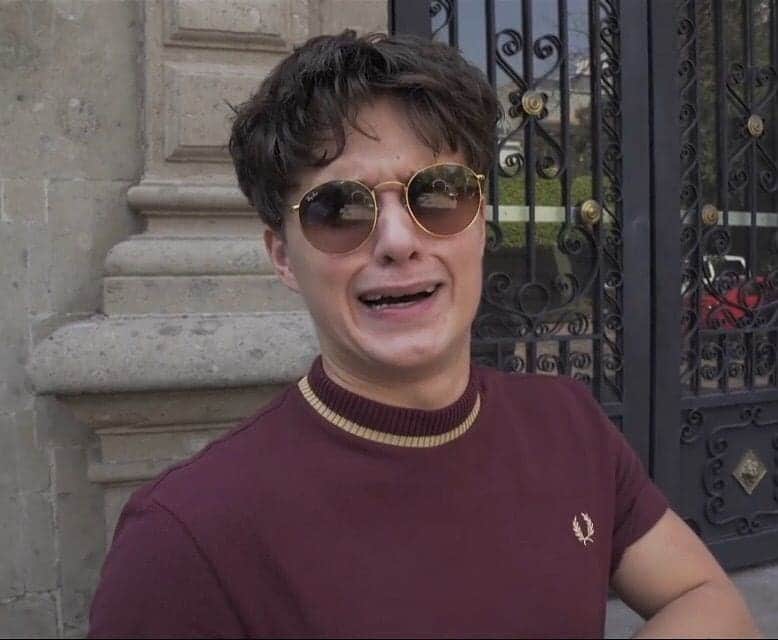 コナー・ボールのインスタグラム：「It's 2020 and @thevamps still refuse to give us a true definition of So00ooN」