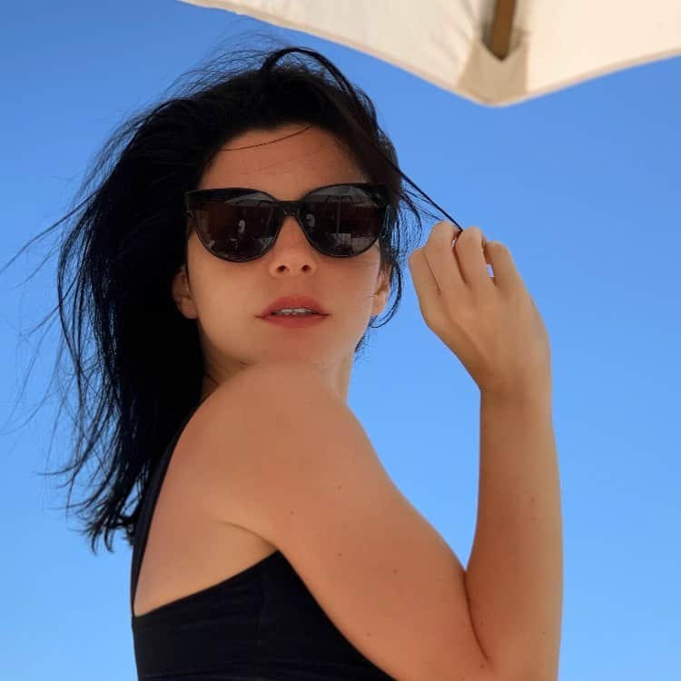 Merve Boluğurのインスタグラム：「Life 🦋」