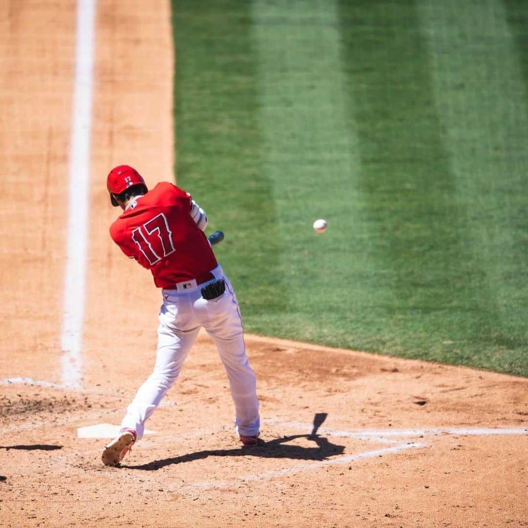 MLBさんのインスタグラム写真 - (MLBInstagram)「Cap off your Sunday with @MikeTrout and @shoheiohtani home runs. 💪」7月13日 9時00分 - mlb