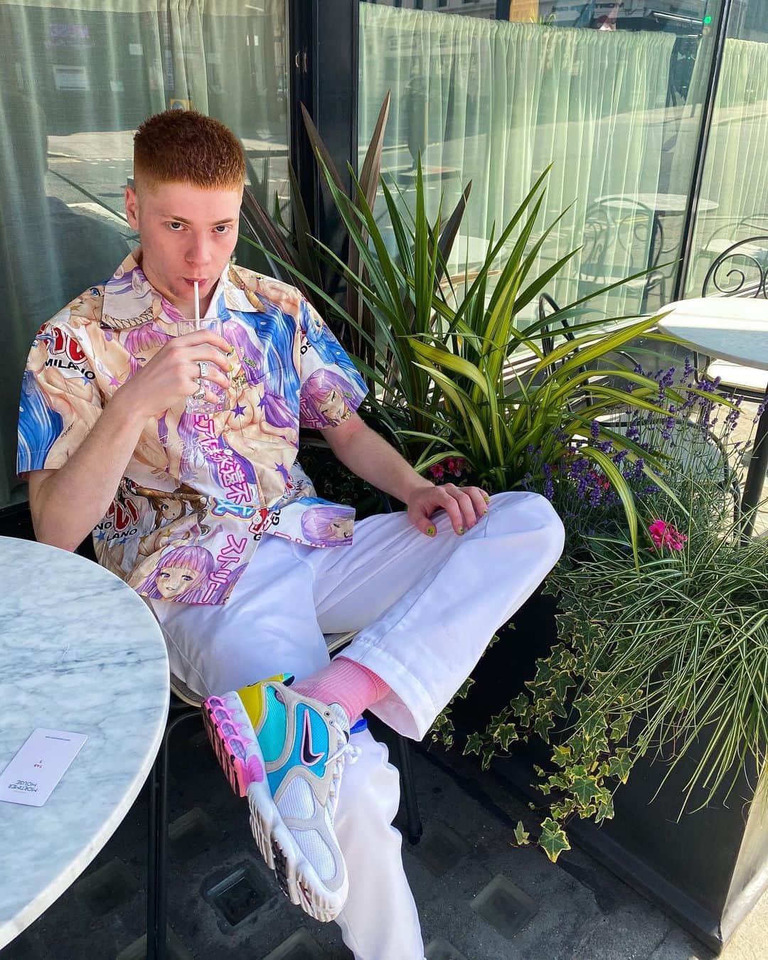 のインスタグラム：「sorry to all the mums who had to see my shirt yesterday」