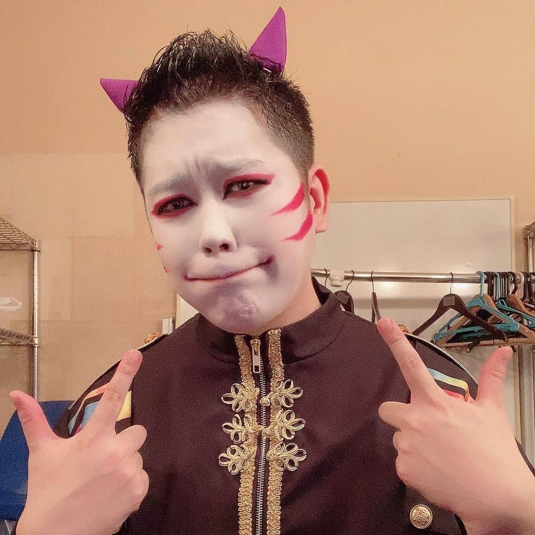 たっしーのインスタグラム：「お披露目ライブ397‼️ ＊ #モノクローン #虹色担当 #たっしー #アイドル」