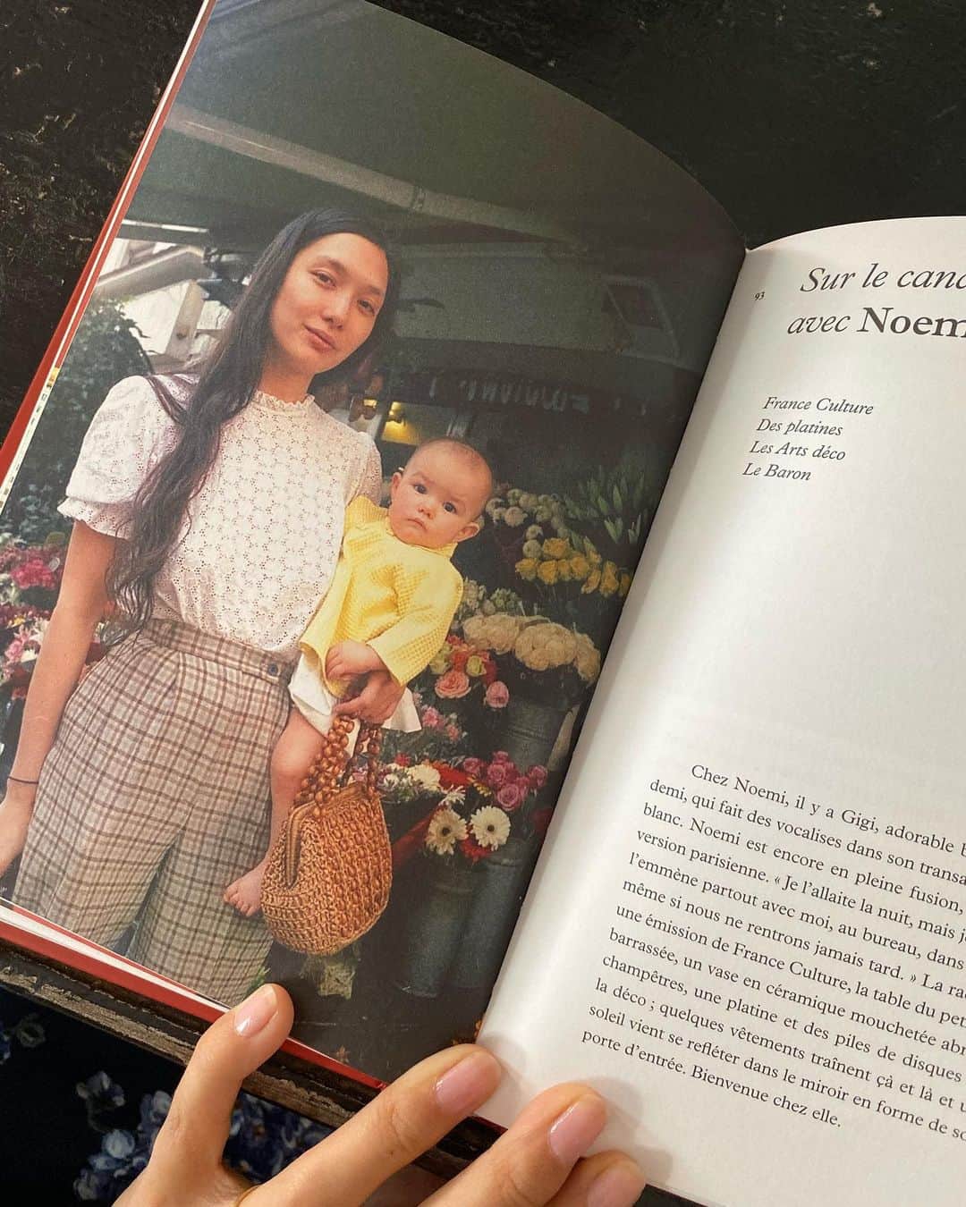 Jeanneさんのインスタグラム写真 - (JeanneInstagram)「Happy that the book I’ve written in 2016 with my friend @laurenbastide « à Paris », 20 portraits of inspiring women, is still traveling the world, after releases in UK/US ,Spain ,Korea , Germany and Russia, next stop will be Japan in August 🇯🇵💋」7月13日 1時36分 - jeannedamas