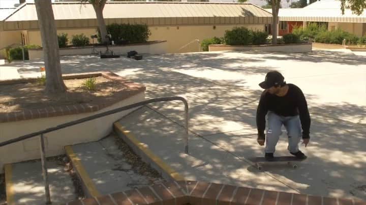 ケビン・ホーフラーのインスタグラム：「🎥 @brycepagter #SkateboardingIsFun 📷 @anapaulanegrao #CodiguinNosStories」
