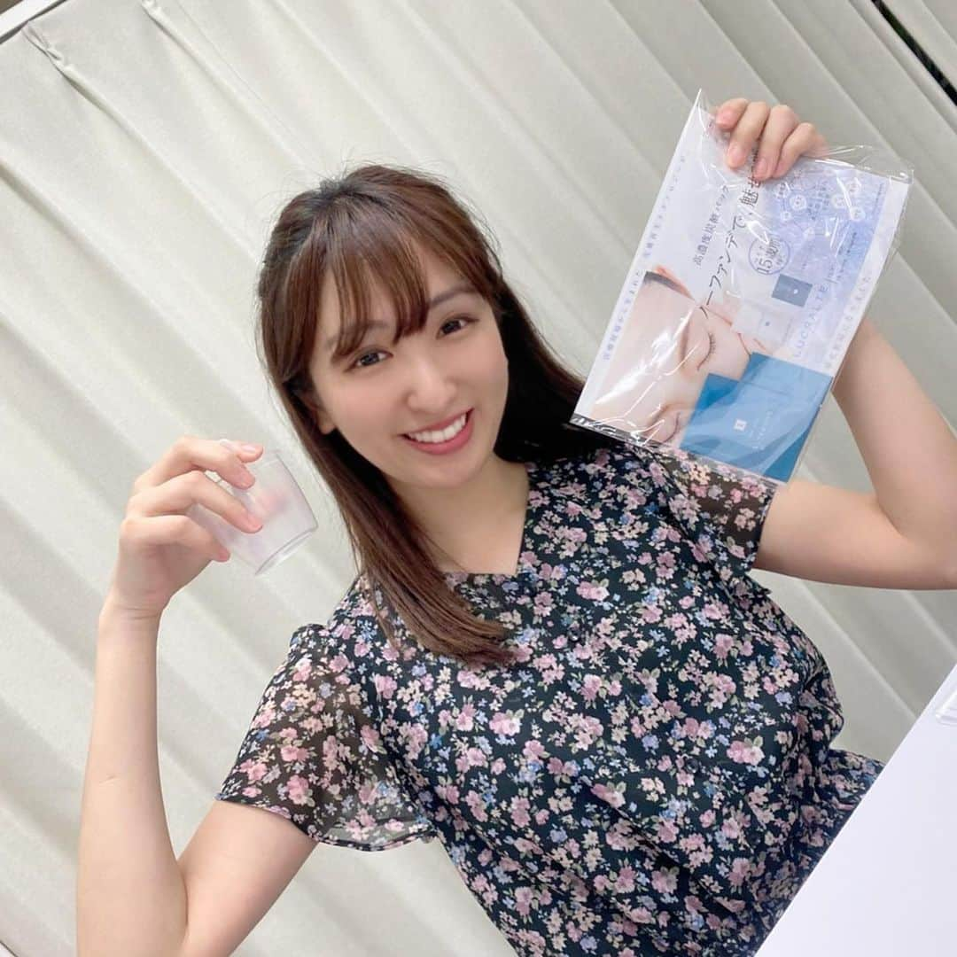 髙木萌香さんのインスタグラム写真 - (髙木萌香Instagram)「☺︎❤️﻿ ﻿ \ HIME clinic /﻿ ﻿ 番組でいつもお世話になってます...﻿ H＆N ホールディングス 様♡﻿ ﻿ 社会人になって急に原因不明で﻿ 肌がボロボロになり、最近はだいぶ治りましたが、﻿ ずっと悩んでました。﻿ ﻿ ひめ先生に相談して、色々丁寧に親身にアドバイスをして下さいました😭原因もわかったので、これから頑張って女子力を上げていきたいと思います💪🏻✨﻿ ﻿ ﻿ また、びっくりしたのが、﻿ 新しくスタートした二の腕が細くなるマシーン‼︎﻿ 脂肪溶解HIFU！！﻿ 約20分で二の腕が細くなりました！！！﻿ えー！なんでー？どうやってー？とずっと驚いてました😂﻿ そして、自分の細くなった二の腕に見惚れてました😂﻿ 二の腕に悩んでる女性に絶対におすすめしたい！﻿ （PR案件ではございません。）﻿ ジムに行くより私はここに通いたいです。笑﻿ ﻿ ﻿ 肌からはいっぱい角質、ゴミが採れたので、 ﻿ これからもっともっとゴミゼロの肌を目指していきたいです🌼﻿ ﻿ H&N ホールディングスの皆さんと再会❤️﻿ これからもZIP-FM SWEET VOX﻿ Helper Stationのコーナーもよろしくお願いします。﻿ 聴いてねー📻﻿ 高野さんと写真撮るの忘れた🤪﻿ ﻿ ﻿ #美容 #二の腕 #himeclinic #ヒメクリニック #高木マーガレット #美容垢 #肌質改善 #名古屋 #zipfm #すいぼ」7月13日 3時46分 - margaretm0e