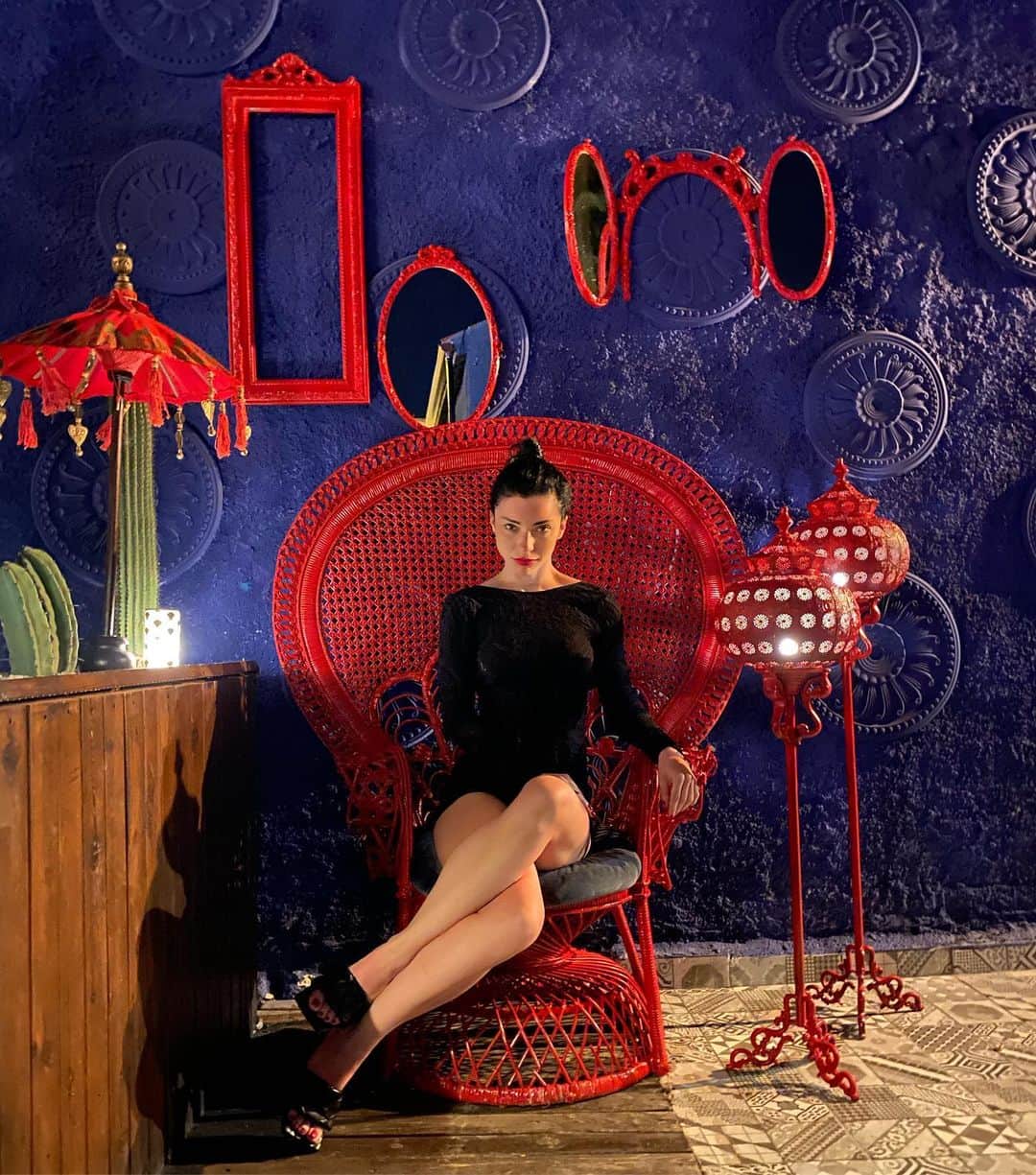 Merve Boluğurのインスタグラム：「♥️」