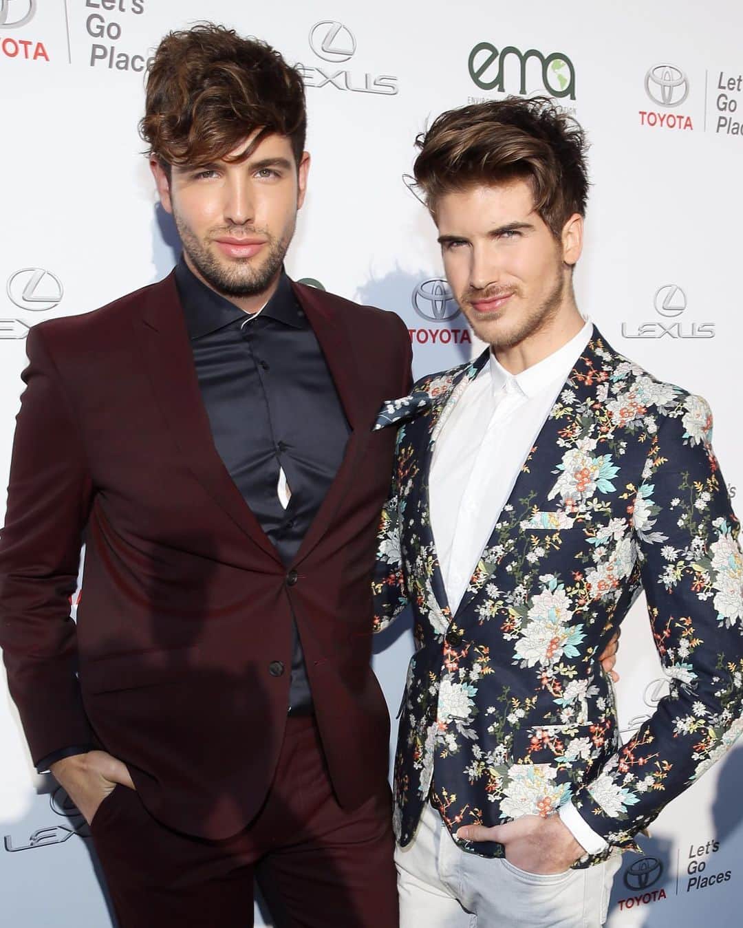 Just Jaredさんのインスタグラム写真 - (Just JaredInstagram)「YouTube star #JoeyGraceffa and boyfriend #DanielPreda announce their split after six years of dating in a new video. Tap this picture in the LINK IN BIO to watch...」7月13日 4時14分 - justjared