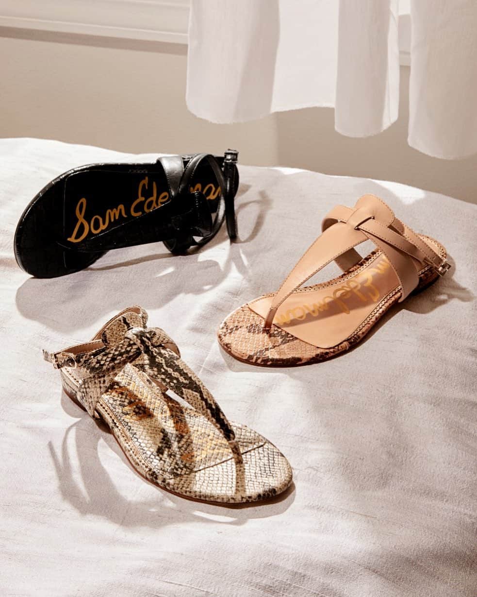 サムエデルマンのインスタグラム：「Sandals for the sleek  Tap to shop the TAIYA #SamEdelman」