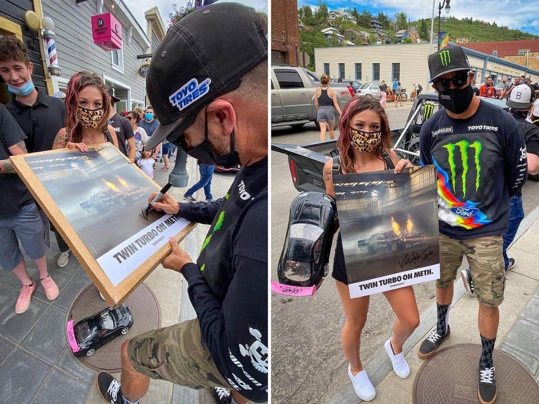 ケン・ブロックさんのインスタグラム写真 - (ケン・ブロックInstagram)「Another BIG thanks to all the fans who came out to @theHoonigan’s newest retailer - Prospect on Main St. in Park City - to see my Ford F-150 Hoonitruck this past Friday. So many people showed up that Prospect sold out of the Hoonigan’s gear! (thanks for that support!) #bestfans #supportlocalretailers #Hoonitruck」7月13日 5時08分 - kblock43