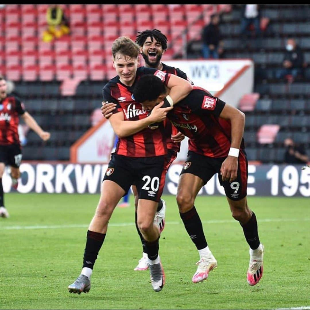 ナタン・アケさんのインスタグラム写真 - (ナタン・アケInstagram)「3 more🔥🍒🙏🏾 big game from @solanke 🙌🏾🙌🏾」7月13日 6時17分 - nathanake