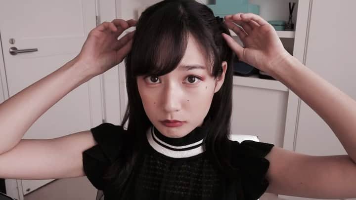 高嶋香帆のインスタグラム：「YouTube第三弾出来ました。 今回は盛れる地雷メイクに挑戦しつつ、 締めで長渕剛さんの乾杯を歌ってみました。  カラオケでおはこの曲です☺️  良かったらチャンネル登録して頂けると嬉しいです！  URLはプロフィールに貼ってあります！ 次はどんな動画を撮ろうかなぁ🤔」
