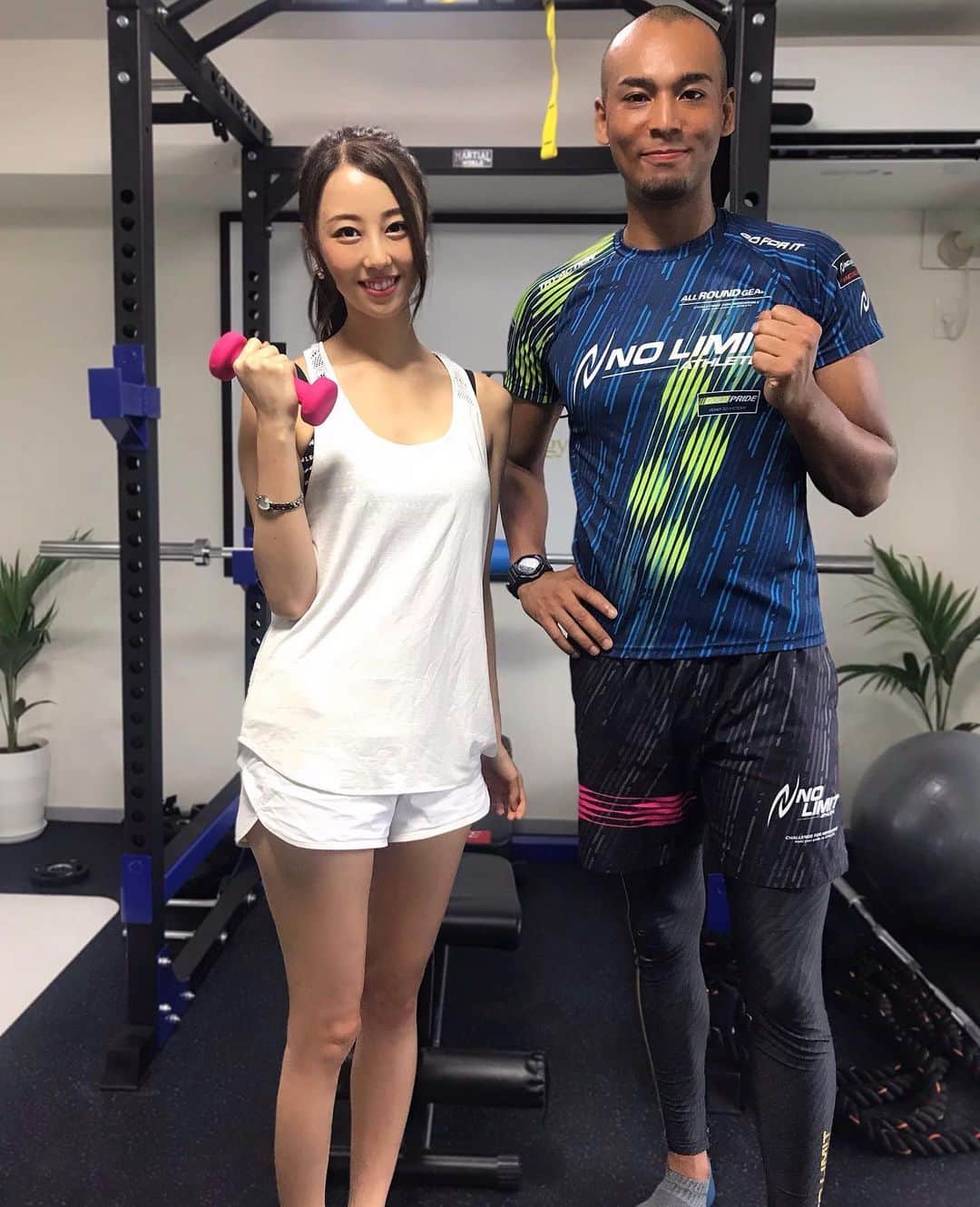 のインスタグラム：「数年前まで番組で共演させて頂いていた  元ロンドンオリンピック陸上競技強化選手の モーゼス夢さん @dreamer0201   が新たな場所で⭐️ パーソナルを始めたと言うことで 御声がけを頂き、お邪魔してきました〜🎶  久々にがっつりトレーニングしました💕  完全個室✖︎完全予約制の 今の時期でも安心なパーソナルトレーニング😊⭐️  トークも面白いし 立地もいいし 是非行ってみてください🎶 BODY BOXです❣️  @bodybox2020   体力作り💪 綺麗な身体作り💪頑張ります。 夢先生宜しくお願いします！笑  #パーソナルトレーニング #BODYBOX #虎ノ門 #完全個室 #stayhealthy #運動不足解消 #健康第一」