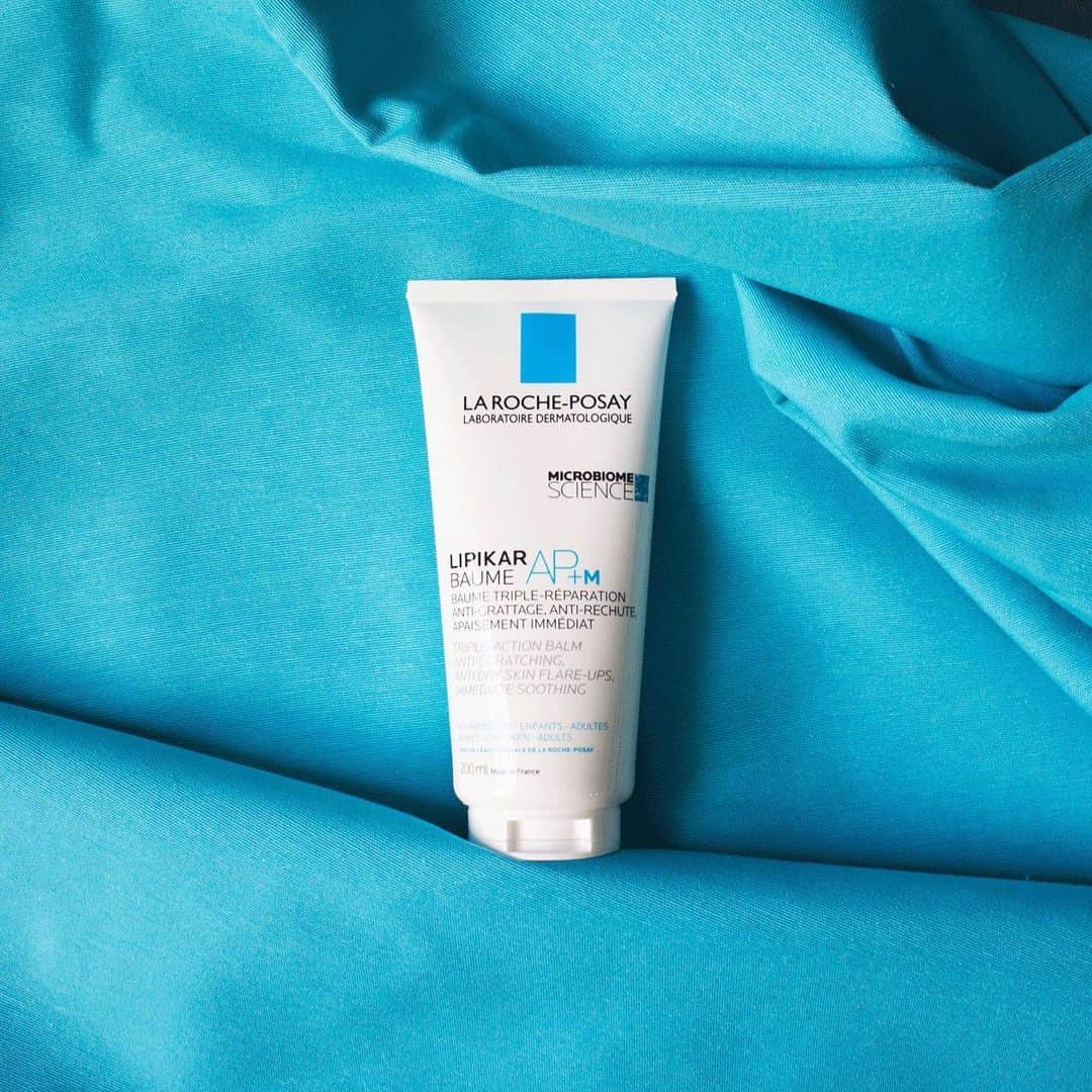 LA ROCHE-POSAY JAPAN ラロッシュポゼのインスタグラム：「＼ 8/3 リニューアル発売 ／ . 8月3日(月)に大人気のボディ用保湿クリーム リピカフェイス&ボディバームAP＋Mがリニューアル発売します✨ . 刺激をうけやすい敏感肌のことを考えて独自成分を配合。 肌なじみの良いテクスチャーが乾燥から肌を守り、おだやかに整えてくれます。 生後3ヶ月以降の赤ちゃんから大人までご使用いただけるのも人気のポイントです。 発売まで、楽しみに待っててくださいね🌿  . リピカ フェイス&ボディバームAP＋M  200mL  3,630円（税込） . #ラロッシュポゼ #larocheposay #乾燥肌 #敏感肌 #リピカフェイスボディバーム #敏感肌スキンケア #新発売 #新作コスメ #新作 #人気商品 #新商品 #夏 #夏新作 #保湿 #毛穴 #保湿ケア #乾燥対策 #乾燥肌対策 #紫外線 #美肌 #シートマスク #基礎化粧品 #ボディクリーム #ボディケア #保湿ケア  #低刺激設計  #美肌になりたい #肌ケア #デイリースキンケア #肌悩み」