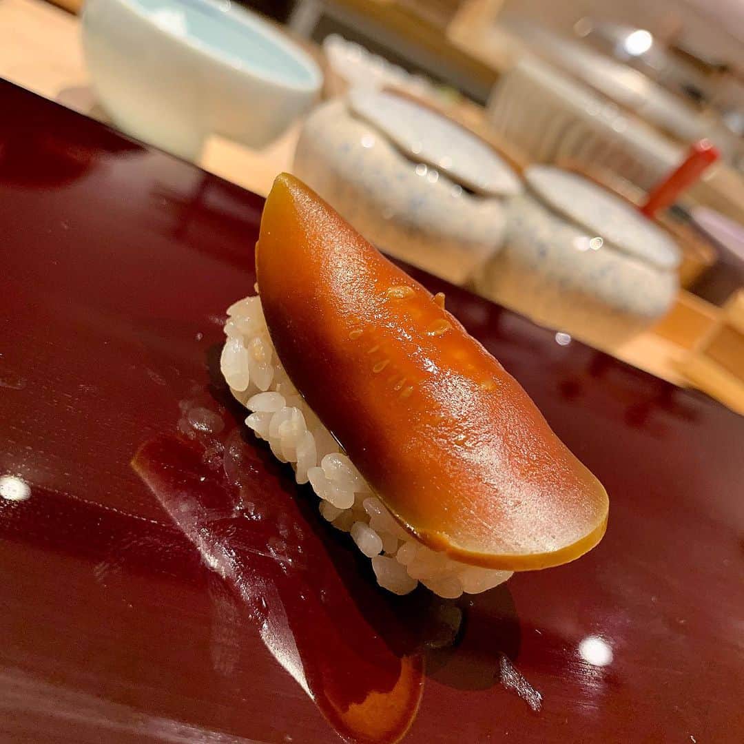 高瀬友規奈さんのインスタグラム写真 - (高瀬友規奈Instagram)「Impossible to pick all pics up🤷🏻‍♀️I had almost double the amount of them🤷🏻‍♀️ ・ ・ ・ この2倍量くらい食べたから写真選びきれない。 #sushi」7月13日 18時12分 - yukina_731