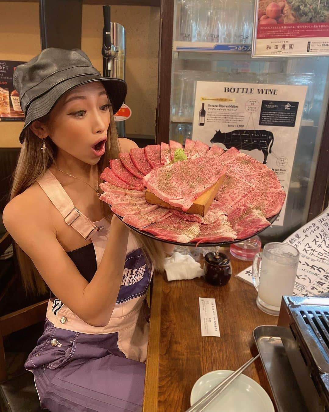 角田麻央さんのインスタグラム写真 - (角田麻央Instagram)「❤️ きのうは出産後、夫婦2人での初外食 行きたかった焼肉屋で出産祝いしてもらった🙇🏼‍♀️ 幸せの極みでしかなかったです🤤💜💜💜 #焼肉 #肉食角田 #川崎 #出産祝い #幸せの極み」7月13日 10時50分 - maotsunoda888