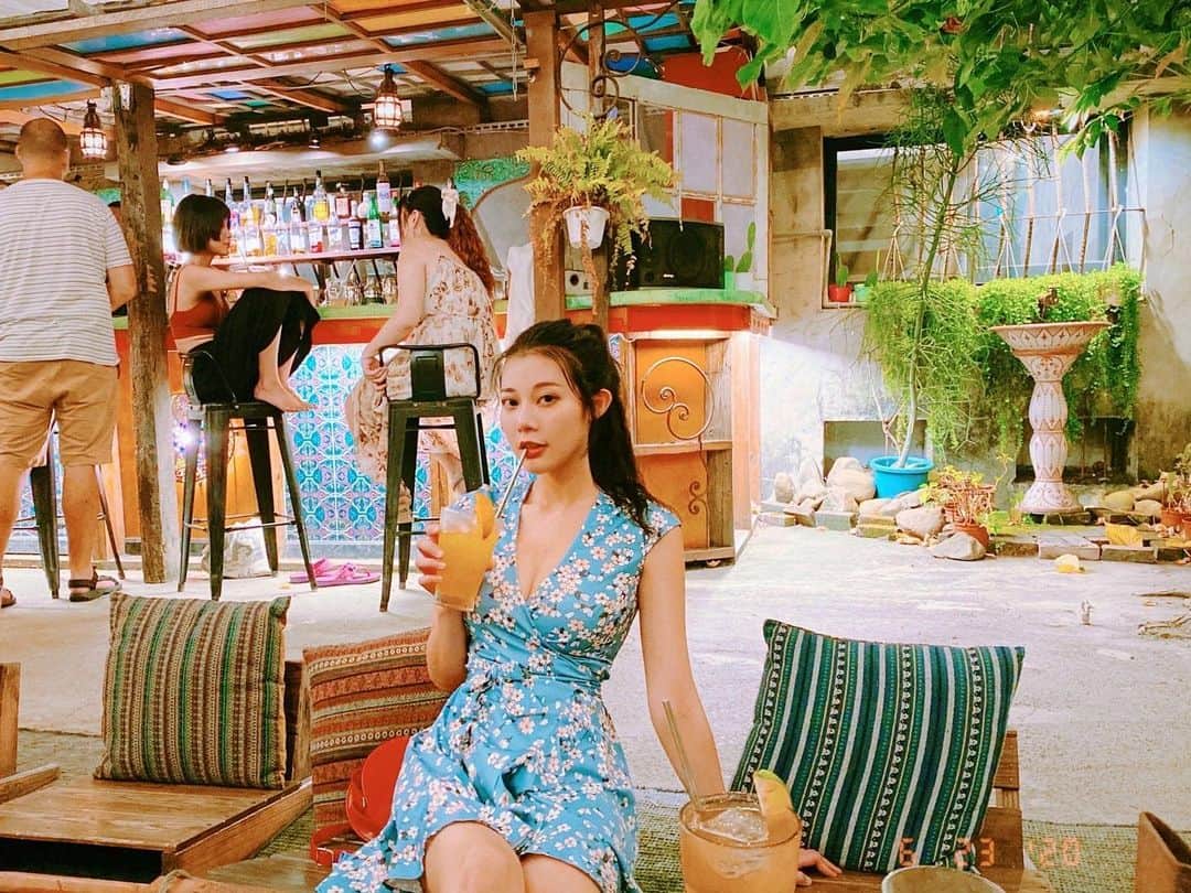 張香香さんのインスタグラム写真 - (張香香Instagram)「照片過了就不太想發了😗 但不發又覺得有點可惜🤣」7月13日 11時14分 - m40925