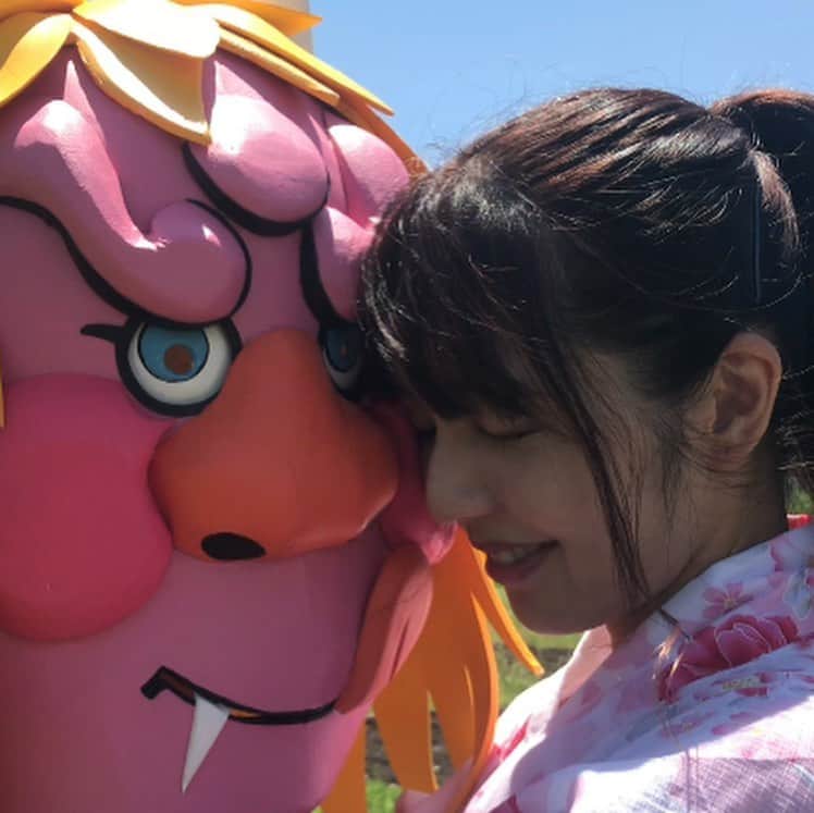 茜結のインスタグラム：「ソーシャルディスタンス こうやってとりました。 メイキングを茜結YouTubeにアップしました💗みてね  #女優  #賞味期限は食べ頃ですグラドル #ミニマム #グラビアアイドル #大人可愛い #maturemodel #urecco #Bitter #グランプリ  #グラビア #1ミリでもいいなと思ったらRT  #フォローしてね #女優 #グラビアアイドル #フォロワー増やしたい #酒呑童子 #日本史 #歴史 #歴史好きな人と繋がりたい #教育動画 #youtuber #youtube」