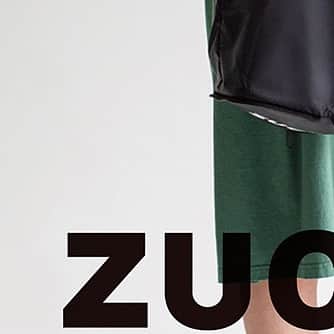 ZUCCa official Instagramさんのインスタグラム写真 - (ZUCCa official InstagramInstagram)「… ファミリーマート限定『ZUCCa SHOPPING BAG BOOK』が、本日より発売。7/1（水）からのレジ袋有料化に伴い、マイバッグを新しい習慣にしたい。コンビニエンスストアのレジ袋のようなデザインのオリジナルショッピングバッグは、バッグをたたんで合皮の底面に収納できるロングセラーの形。ポケッタブルなのに底面に安定感があり、持ち歩く時にも高級感があります。ファミリーマートのお弁当がぴったり入るサイズ＆便利な内ポケット付きでお買い物に大活躍！  発売：2020年7月13日（月） 価格：本体1,350円＋税 展開：全国のファミリーマートの雑誌棚にて限定販売（取り扱いのない店舗もあります） 特別アイテム：ポケッタブルショッピングバッグ サイズ（約）：タテ32 × ヨコ35 × マチ15cm 容量（約）：13L 耐荷重（約）：5kg  @multimedia_tkj @zucca_tokyo #shoppingbag #book #pocketable #bag #familymart #convenience #store #zucca #zuccatokyo #ズッカ #ズッカトウキョウ #ポケッタブルバッグ #ファミリーマート #コンビニ」7月13日 12時04分 - zucca_official