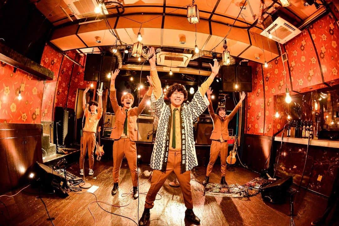 THE BAWDIESのインスタグラム