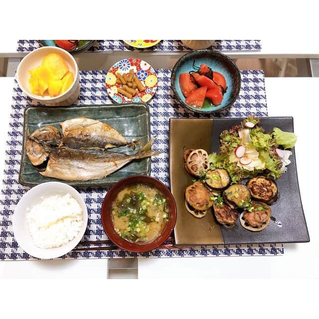 山田真以のインスタグラム：「✔︎ 最近の食卓のあれこれ✍️ #おうちごはん#家ごはん#夕食#クッキング#料理#instafood#foodstagram#cooking#dinner」