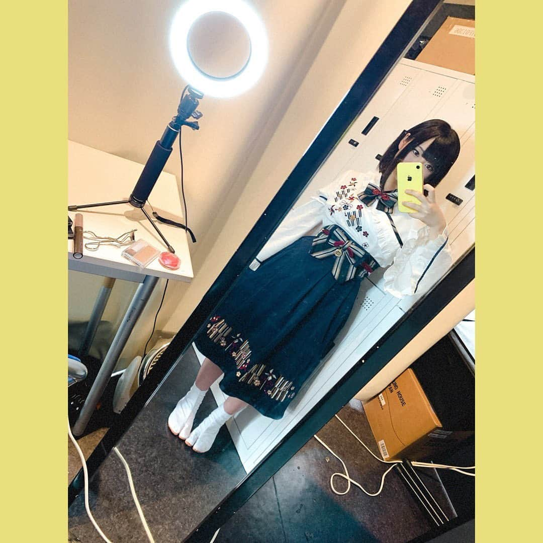 柊木りおのインスタグラム：「オキニの衣装🙆🏻‍♀️💓  My favorite costume!!🙆🏻‍♀️💓  #japanesegirl #japan #followme #likeforfollow #instagood #instagram #instalike」