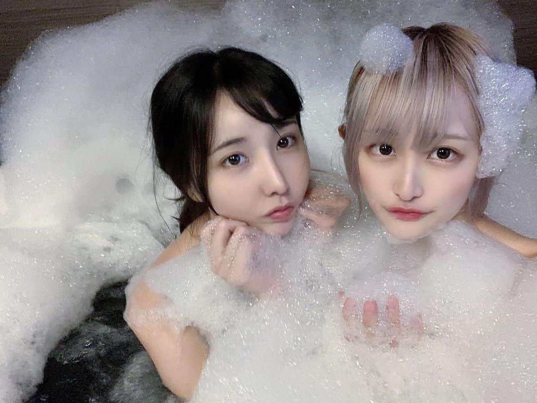 のインスタグラム：「にかがホテルとって誕越してくれた🛁2デイズ2かもきゅ！いつもありがとℒℴѵℯ」