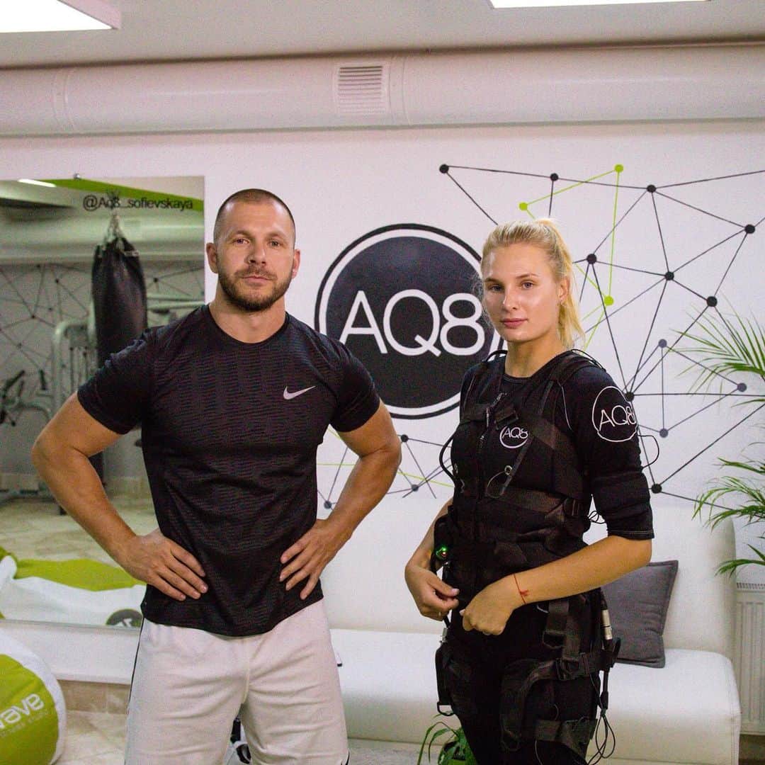 ダヤナ・ヤストレムスカさんのインスタグラム写真 - (ダヤナ・ヤストレムスカInstagram)「Nice training at @aq8_sofievskaya  with @maxim.i_  #somethingnew #odessa #DY」7月13日 16時35分 - dayana_yastremskay