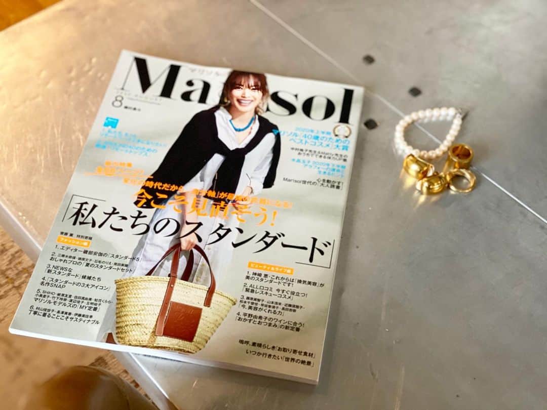 神崎恵さんのインスタグラム写真 - (神崎恵Instagram)「発売中の　『Marisol 』8月号 特集をくんでいただいています。 メイク、スキンケア、ボディケア、マインド。 環境が変化する中、今大切にしていることをお話ししています。 読んでいただけたら嬉しいです😌  #Marisol @marisolmagazine  #スキンケア #メイク #ボディケア」7月13日 16時50分 - megumi_kanzaki