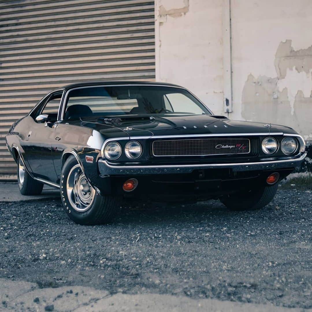 Classics Dailyさんのインスタグラム写真 - (Classics DailyInstagram)「#ClassicsFeature _____ @chromecars ‘70 Challenger R/T 426 HEMI is a time capsule to the 70's. Take us back. _____ 📸 @marioklemm  _____ #classiccar #musclecar #hotrod #protouring #prostreet #restomod #classicsdaily #streetrod #streetcar #customcar #hotrods #streetrods #dodge #challenger #mopar #hemi」7月14日 4時03分 - classicsdaily