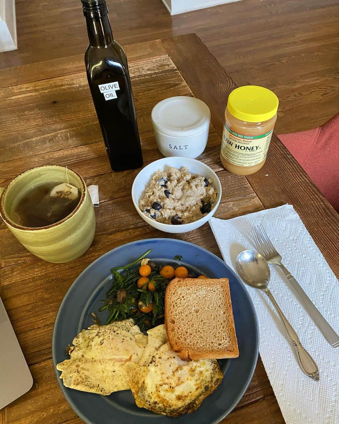 コルトン・ダンさんのインスタグラム写真 - (コルトン・ダンInstagram)「Breakfast for my boo. @jessicasf8 ❤️」7月14日 2時40分 - captdope