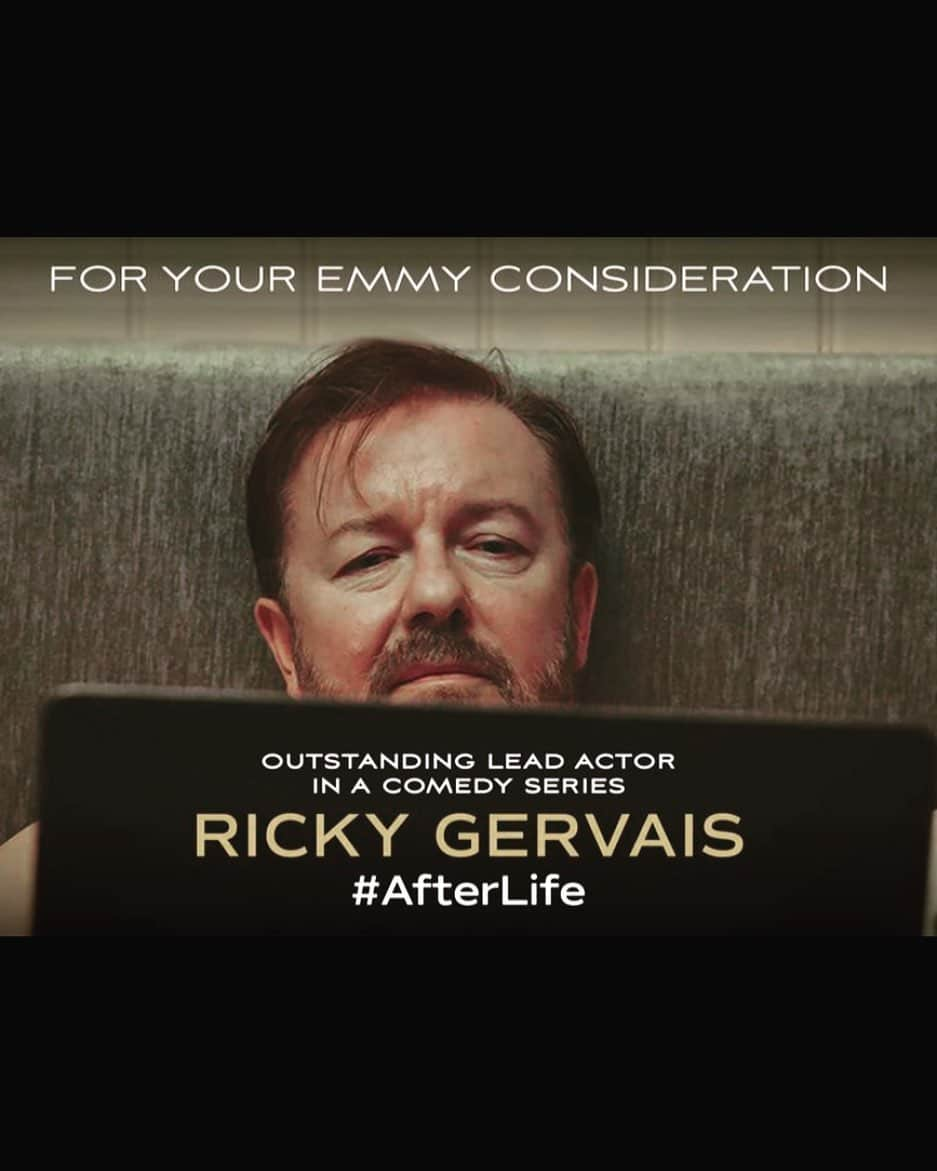 リッキー・ジャーヴェイスさんのインスタグラム写真 - (リッキー・ジャーヴェイスInstagram)「Dear Hollywood, it’s the last day of Emmy voting. Please vote for me. Also, stop being over privileged perverts. Thanks.」7月14日 3時40分 - rickygervais