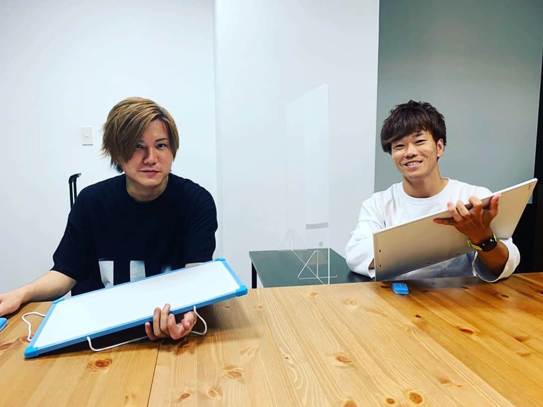 樋渡大輝のインスタグラム：「今日はコンビで取材でした！コンビ愛、語らせて頂きました！また告知します^_^  #放課後ハートビート #お笑い #芸人 #よしもと」